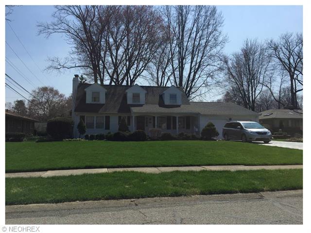 31313 Drake Dr, Bay Village, OH 44140 photo 1
