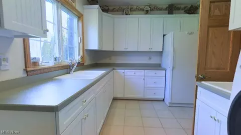 6620 Amelia Ave, Ashtabula, OH 44004 photo 22