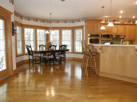 6620 Amelia Ave, Ashtabula, OH 44004 photo 8