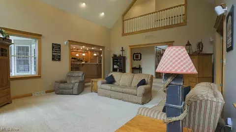 6620 Amelia Ave, Ashtabula, OH 44004 photo 9