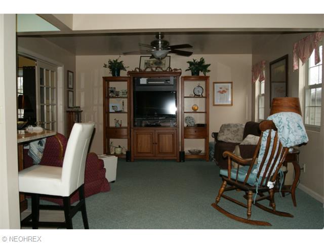 106 Ridgewood Dr, Boardman, OH 44512 photo 9