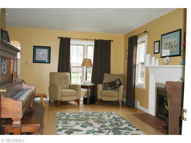 106 Ridgewood Dr, Boardman, OH 44512 photo 5