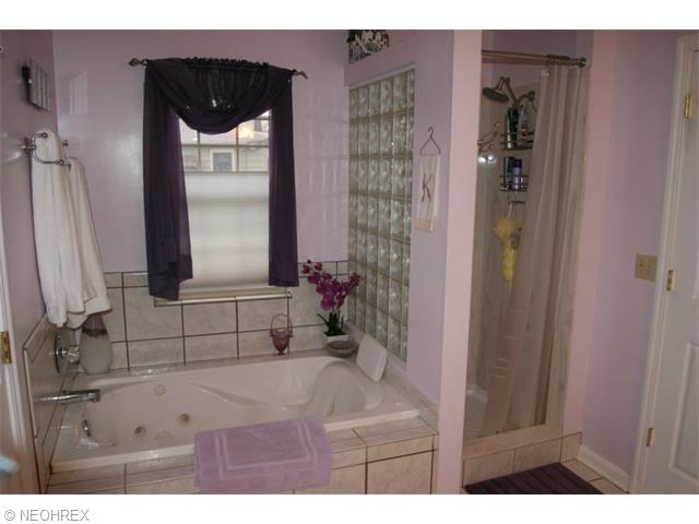 106 Ridgewood Dr, Boardman, OH 44512 photo 18