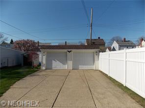 8302 Covington Ave, Parma, OH 44129 photo 8