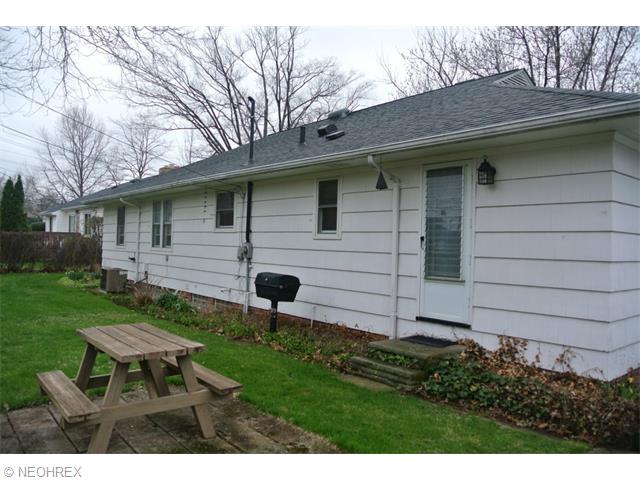 175 E 265th St, Euclid, OH 44132 photo 15