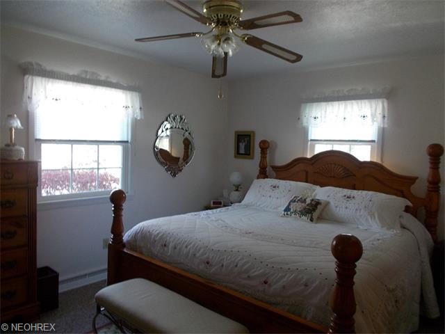 3710 Oak Lane Dr, Ashtabula, OH 44004 photo 10