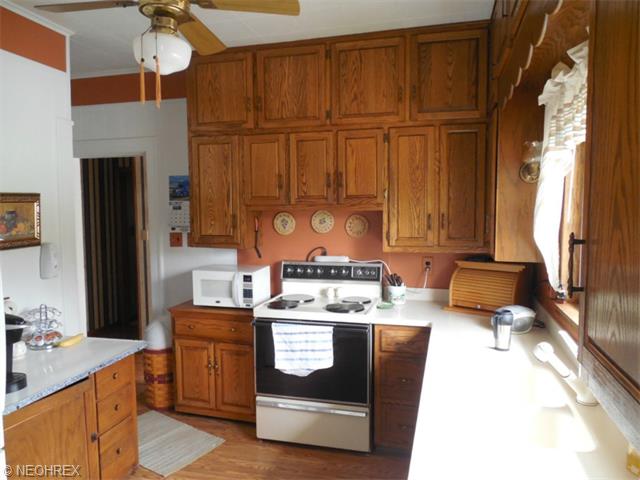 2139 Morgan Run Rd, Coshocton, OH 43812 photo 3