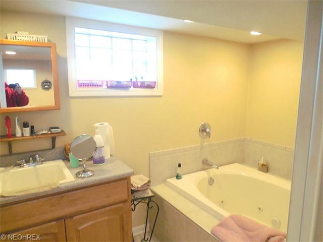 2139 Morgan Run Rd, Coshocton, OH 43812 photo 10
