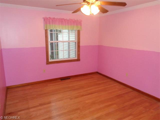 2611 Bishop Rd, Wickliffe, OH 44092 photo 9