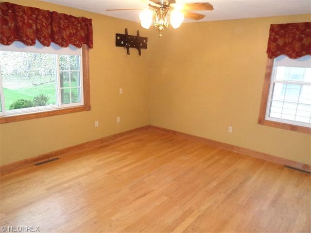 2611 Bishop Rd, Wickliffe, OH 44092 photo 10