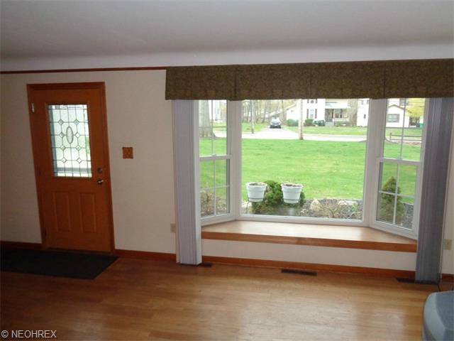 2611 Bishop Rd, Wickliffe, OH 44092 photo 6