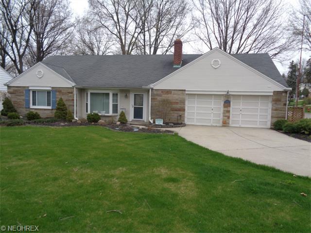 2611 Bishop Rd, Wickliffe, OH 44092 photo 1