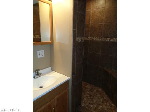 2611 Bishop Rd, Wickliffe, OH 44092 photo 12