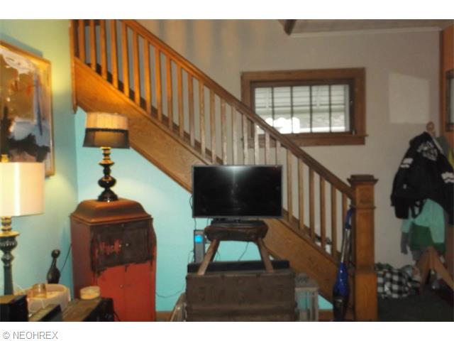 362 Mcclain Ave, Coshocton, OH 43812 photo 6