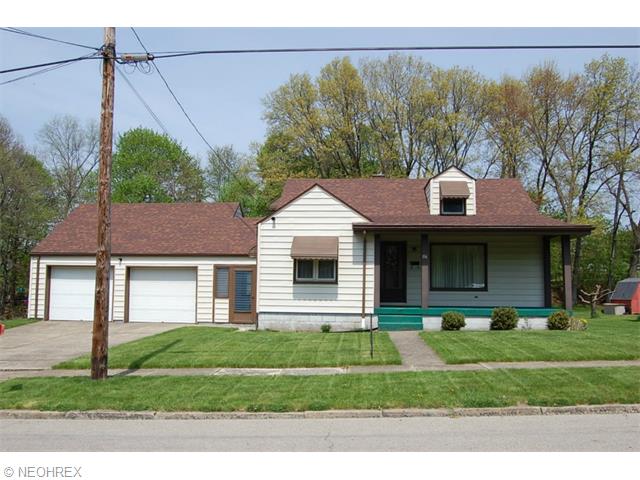 156 Chestnut St, Struthers, OH 44471 photo 1