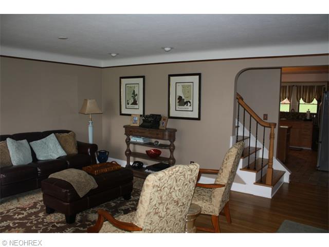 8104 Brookside Rd, Independence, OH 44131 photo 3