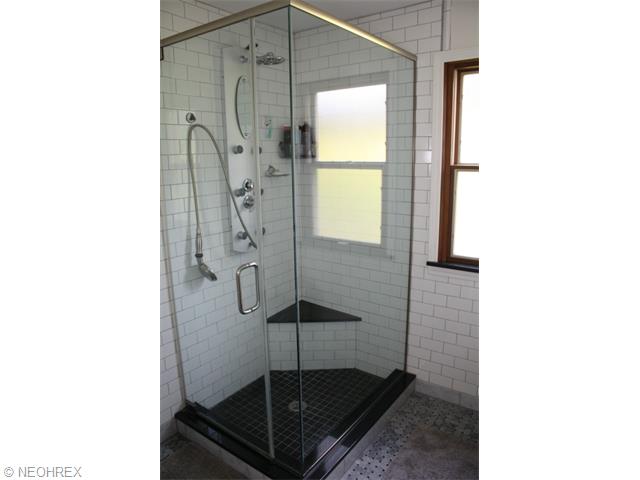 8104 Brookside Rd, Independence, OH 44131 photo 14