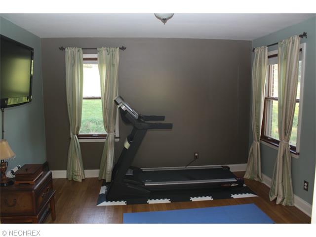 8104 Brookside Rd, Independence, OH 44131 photo 4