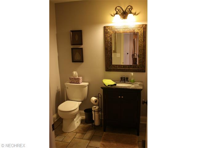 8104 Brookside Rd, Independence, OH 44131 photo 10