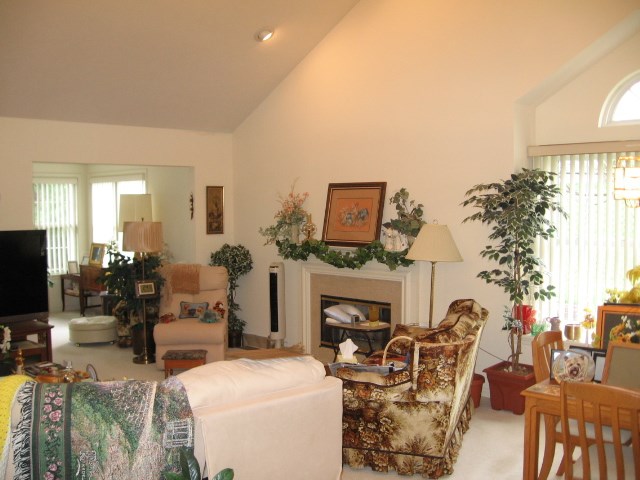 2206 Devon Ct, Akron, OH 44312 photo 5