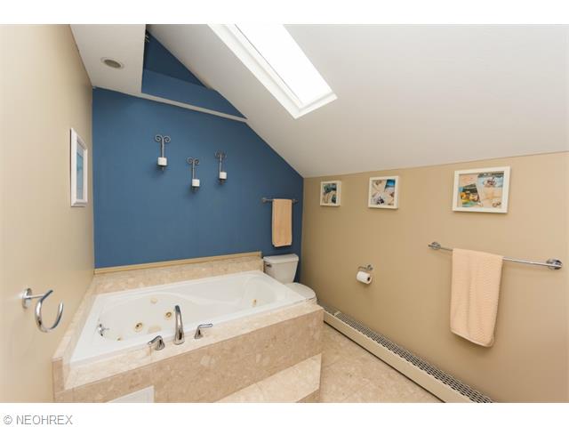 786 Abbe Rd N, Elyria, OH 44035 photo 15