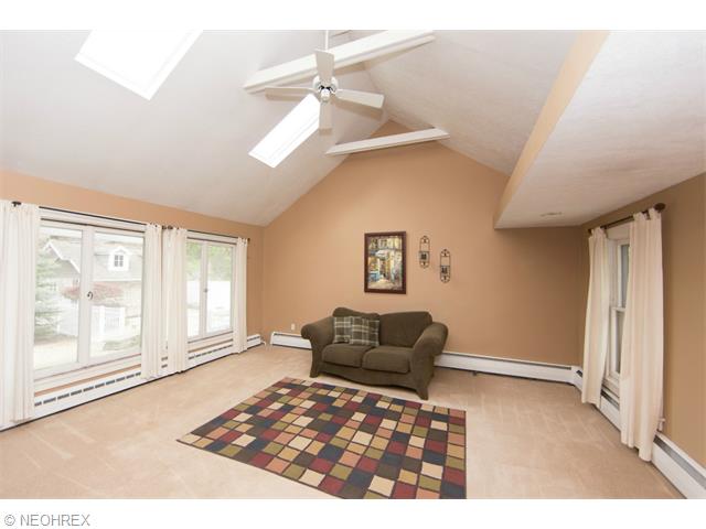 786 Abbe Rd N, Elyria, OH 44035 photo 9