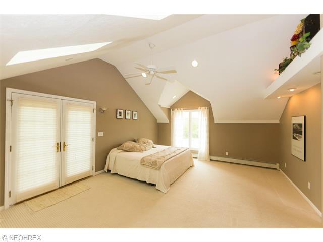 786 Abbe Rd N, Elyria, OH 44035 photo 14