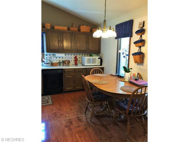 1818 Gloucester, Lorain, OH 44053 photo 7