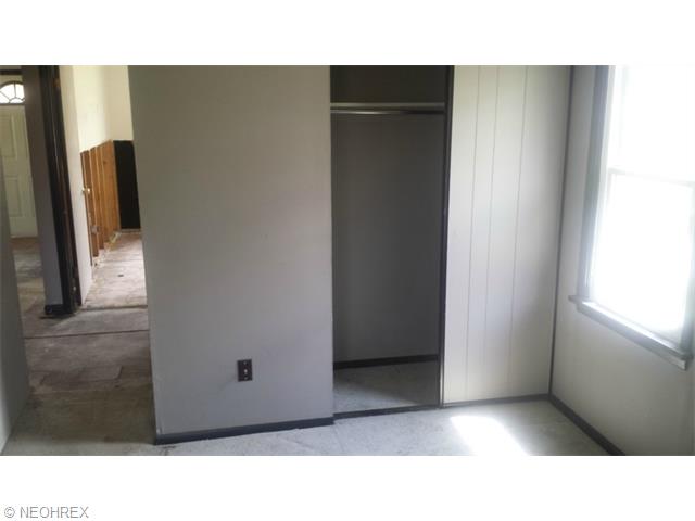 4898 Forest Rd, Mentor, OH 44060 photo 16
