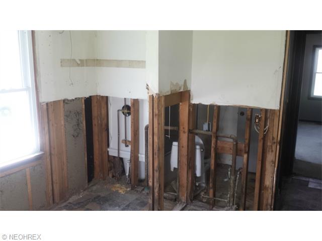 4898 Forest Rd, Mentor, OH 44060 photo 14