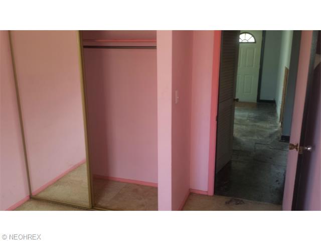 4898 Forest Rd, Mentor, OH 44060 photo 18