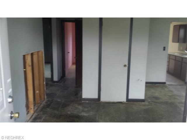 4898 Forest Rd, Mentor, OH 44060 photo 7