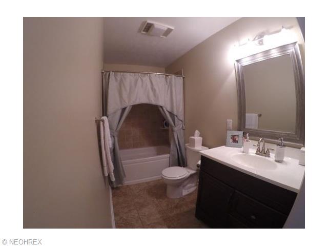 6611 Bosley Cv, Mentor, OH 44060 photo 5