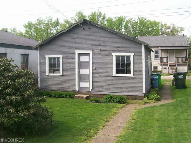 151 E Broadway St, Dover, OH 44622 photo 5