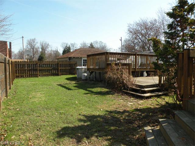37951 Wright St, Willoughby, OH 44094 photo 16