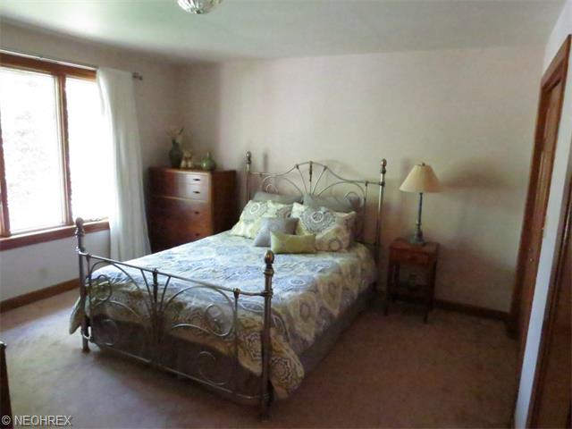 817 Park Harbour Dr, Boardman, OH 44512 photo 18