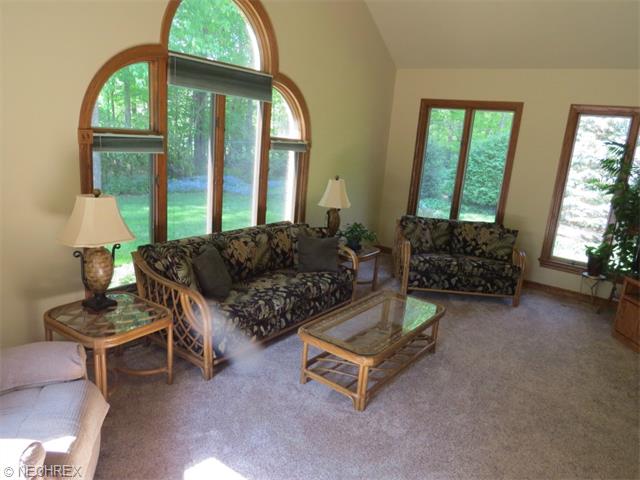 817 Park Harbour Dr, Boardman, OH 44512 photo 13