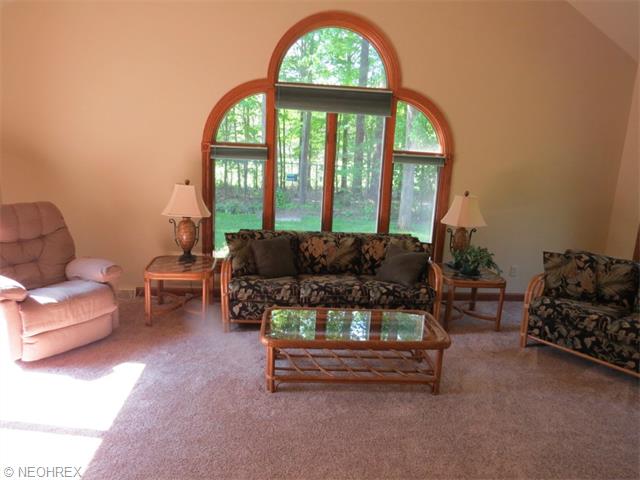 817 Park Harbour Dr, Boardman, OH 44512 photo 14