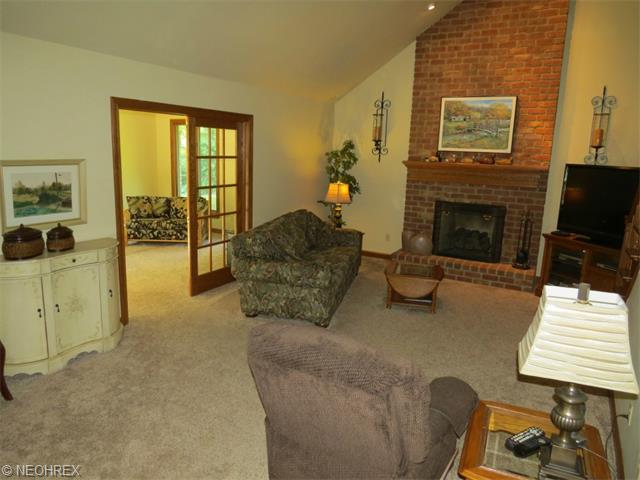 817 Park Harbour Dr, Boardman, OH 44512 photo 12