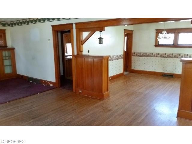 5847 Washington Ave, Ashtabula, OH 44004 photo 3