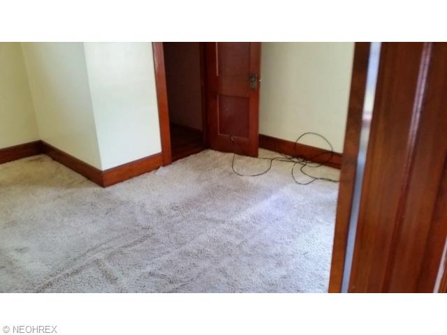 5847 Washington Ave, Ashtabula, OH 44004 photo 5
