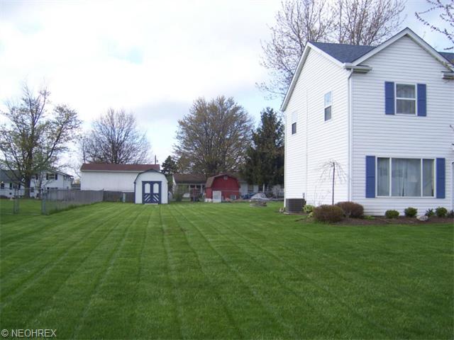 153 Parklane Dr, Lagrange, OH 44050 photo 3