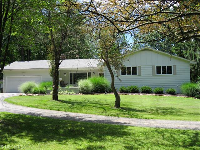 1568 Harmony Rd, Akron, OH 44333 photo 1
