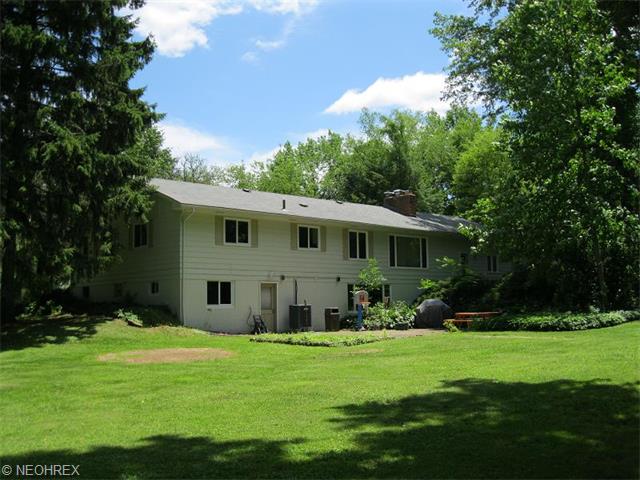 1568 Harmony Rd, Akron, OH 44333 photo 22