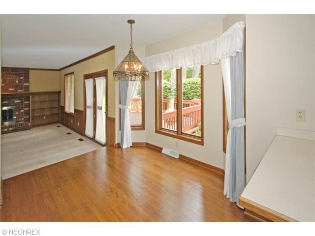 642 Calann Dr, Elyria, OH 44035 photo 8