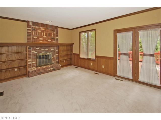 642 Calann Dr, Elyria, OH 44035 photo 6