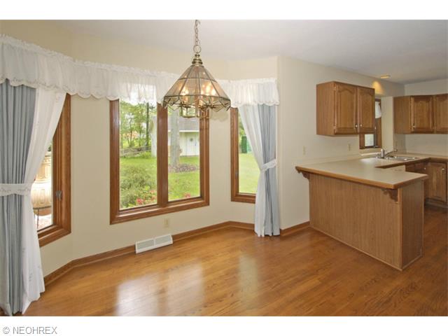 642 Calann Dr, Elyria, OH 44035 photo 9