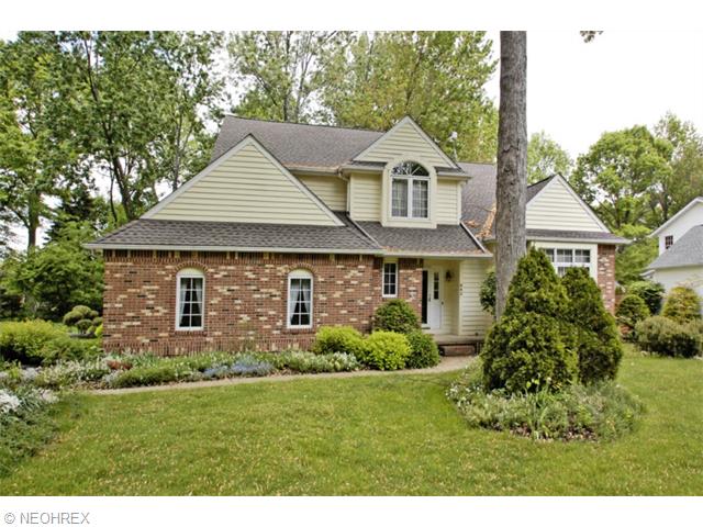 642 Calann Dr, Elyria, OH 44035 photo 1