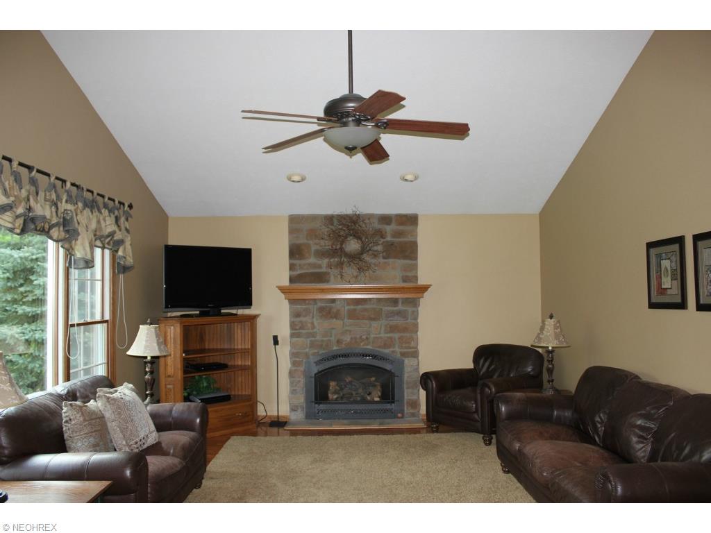 1234 Ty Dr, Medina, OH 44256 photo 3