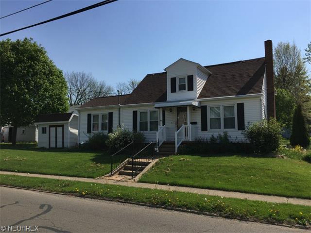 212 N Elm St, Orrville, OH 44667 photo 8